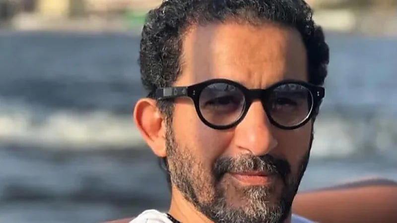 الكشف عن قصة فيلم رفضه أحمد حلمي ومنعته شركة فايزر للأدوية