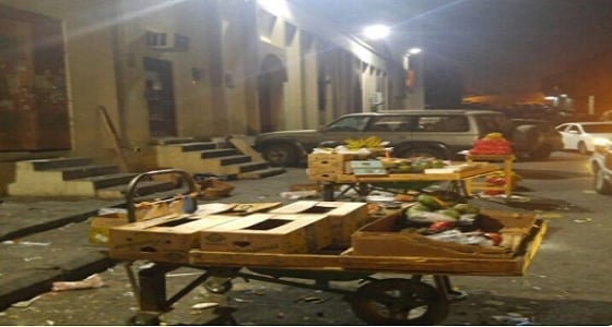 أمانة الرياض تصادر 37 بسطة خضار وفاكهة مخالفة