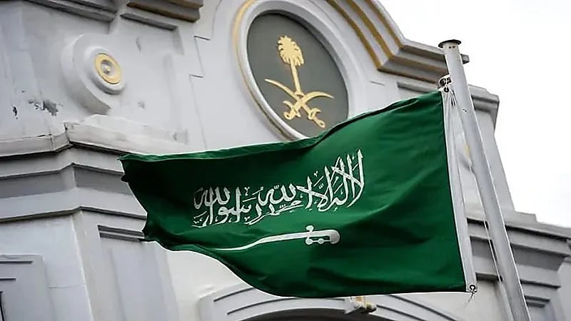 سفارة المملكة بالصين: قرار الإعفاء من التأشيرة لا يشمل حاملي الجوازات الخاصة