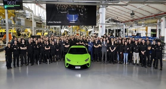 لامبورجيني تصنع النسخة 10 آلاف من هوراكان