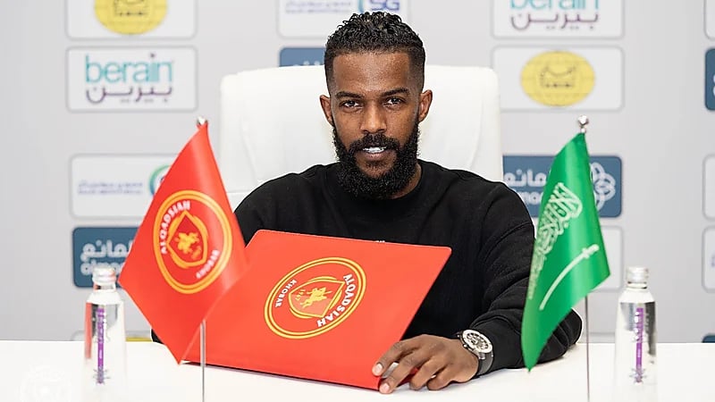 القادسية يعلن رحيل نواف العابد رسمياً