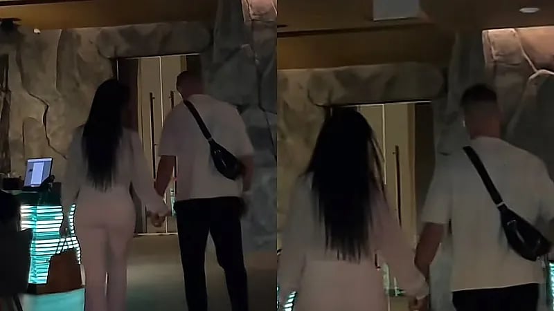 رونالدو برفقة جورجينا في مشهد رومانسي بإحدى كافيهات الرياض .. فيديو