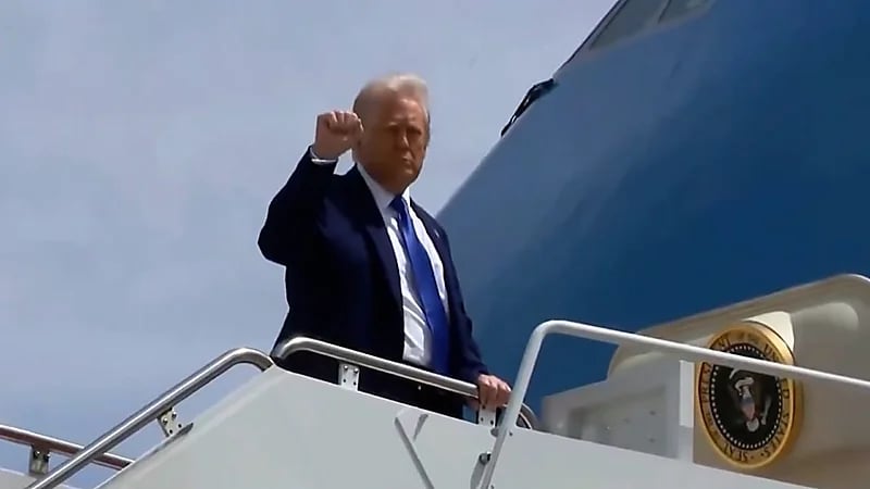 وصول طائرة ترامب إلى الرياض بعد قليل.. فيديو