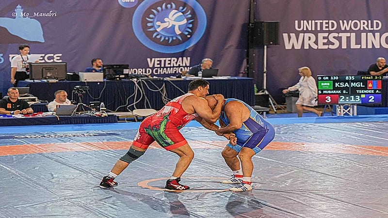 اختتام منافسات لاعبي المنتخب الوطني ببطولة العالم للمصارعة للأساتذة .. صور