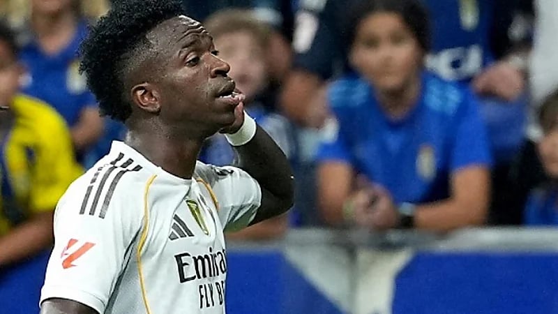 تحقيق جديد في إساءات عنصرية استهدفت فينيسيوس