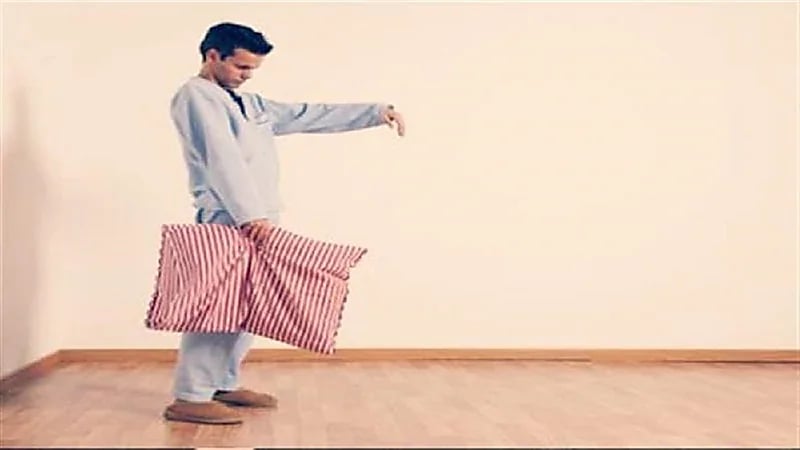 أبرز أسباب المشي أثناء النوم
