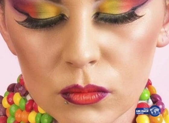 عدن تشهد احتجاجات نسائية وقطع طرق بسبب تأخر صرف الرواتب