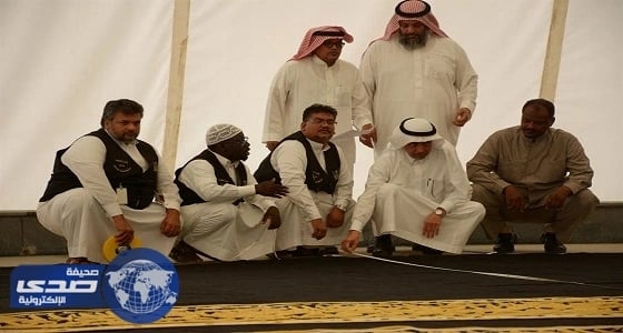 بالصور.. انتهاء أعمال فحص كسوة الكعبة