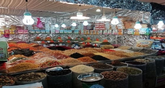بالصور.. مصادرة 2 طن بهارات ومكسرات غير صالحة بمكة