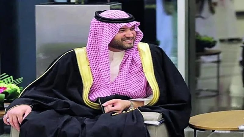 رد ناري من الأمير سطام على اقتراح إزالة السيف من علم المملكة