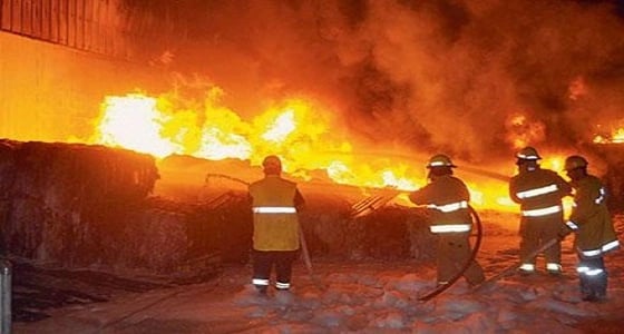 مسلحون يضرمون النيران على مدرسة الصم والبكم بأبين