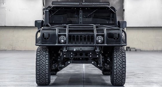 بالصور.. شركة " Mil-Spec " تقوم بتصنيع ثاني سياراتها المعدلة من H1