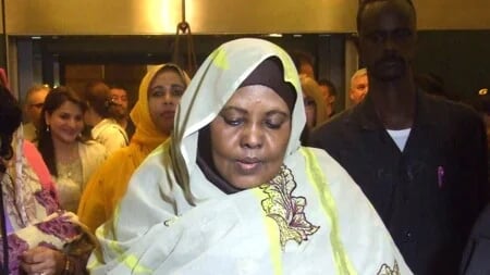 وفاة الزوجة الأولى للرئيس السوداني السابق عمر البشير