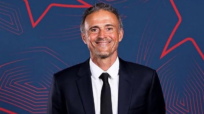 إنريكي كان قريبًا من الهلال في 2023 واليوم بطلاً لدوري الأبطال مع باريس