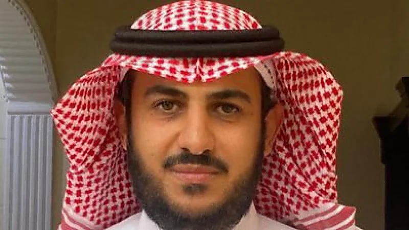 حماد الحماد : الأساليب الأنثوية الرقيقة في النساء تسربت للرجال استرجلوا