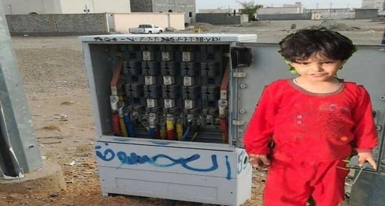 بعد غيبوبة 5 أيام.. وفاة الطفل " مشعل " ضحية محول الكهرباء بالخرمة