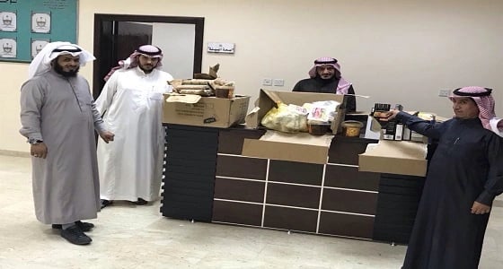 بالصور.. بلدية العويقيلة تضبط مستودعًا للحوم المجمدة منتهية الصلاحية