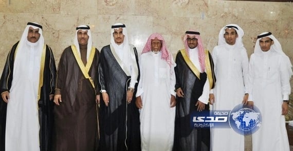 بالصور..شعراء المحاورة يحيون حفل زفاف السويهري‎