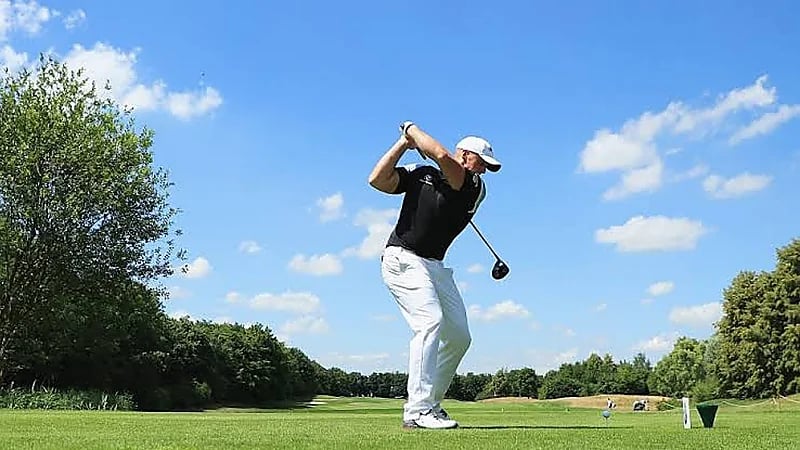 صندوق الاستثمارات يناقش تأسيس شركة للاستثمارات الرياضية