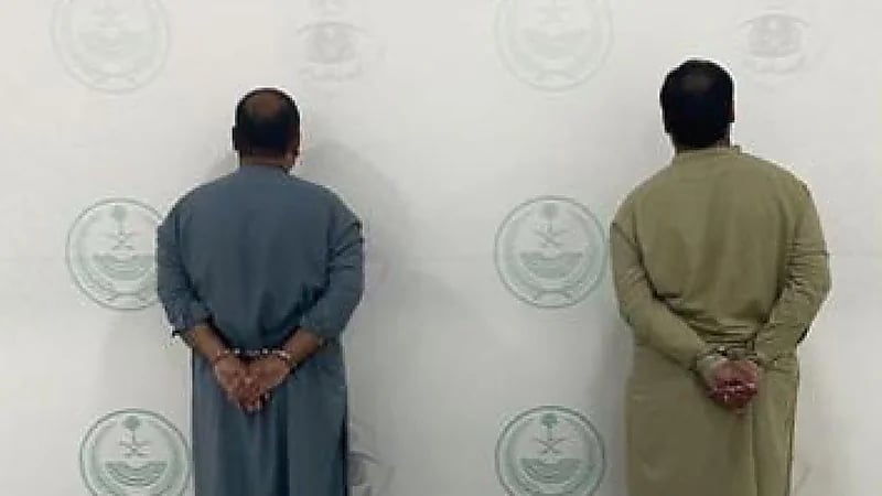 ضبط مقيم لتزويره الوثائق ورخص القيادة وآخر مخالف لنظام الإقامة بالقصيم