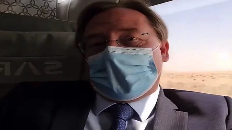 بالفيديو.. سفير فرنسا لدى المملكة يستقل القطار متجهًا للقصيم