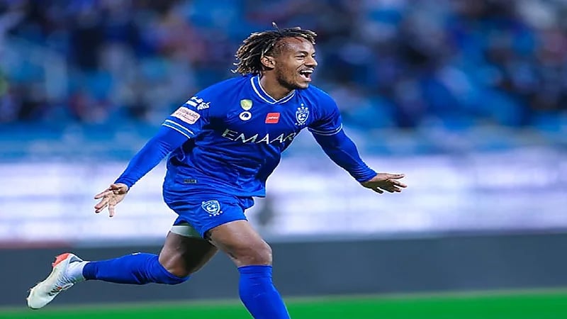 "كاريلو" يخضع لفحوصات طبية