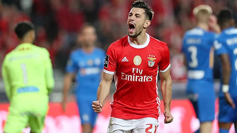 الهلال يقترب من التعاقد مع صديق رونالدو