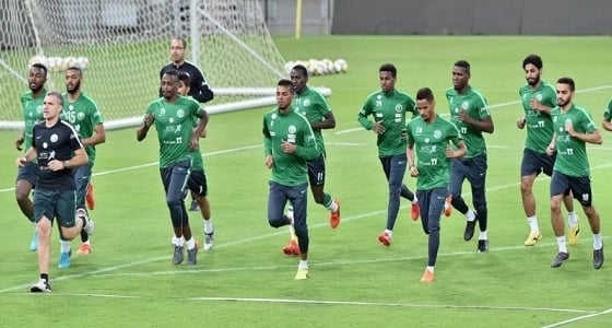 بعثة الأخضر تصل إلى البصرة لمواجهة العراق