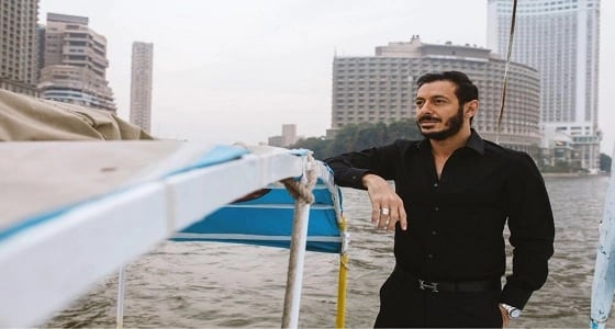 مصطفى شعبان يثير مواقع التواصل بلوك جديد