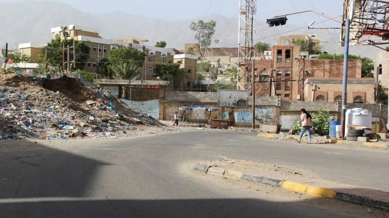 اليمن تهدد بوقف التفاوض في حال عدم فتح الحوثيين طرق تعز