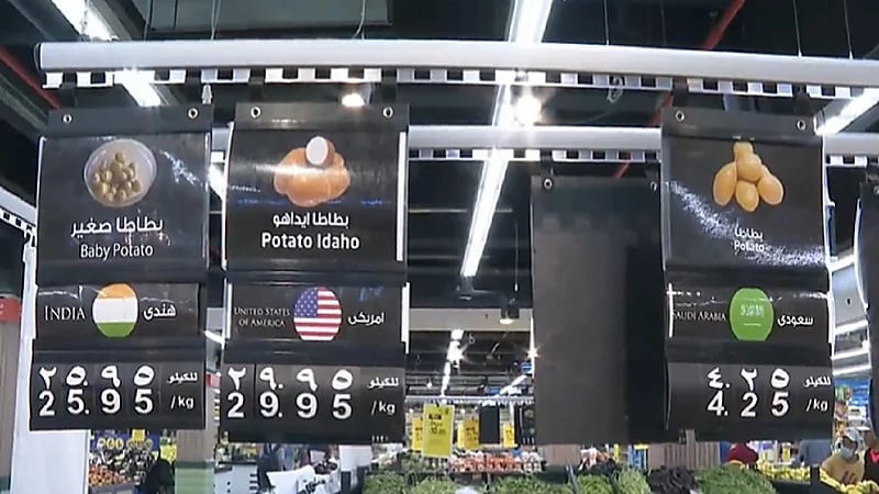 فيديو..جشع بعض المتاجر يرفع الأسعار إلى الضعف