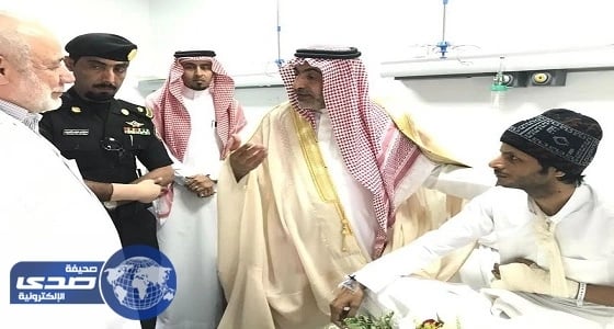 محافظ ينبع يطئمن علي الحالة الصحية لمواطن دهسته دبابة مخالفة