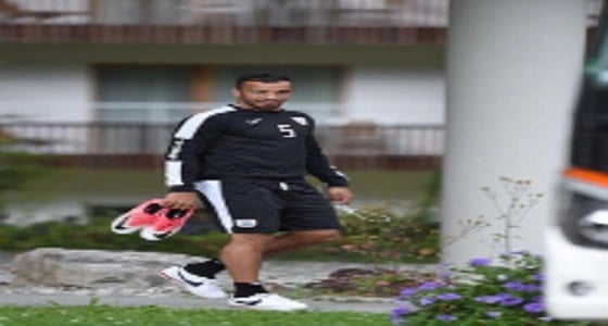 المنتخب الجزائري يضم بن العمري