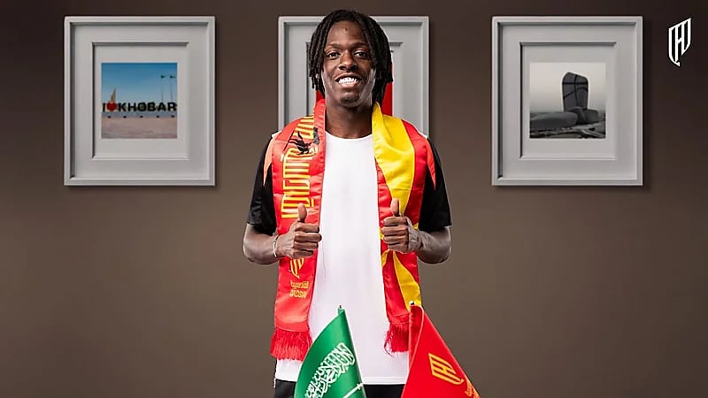 القادسية يوقع رسميًا مع محمد آل ثاني حتى 2029 .. فيديو وصور