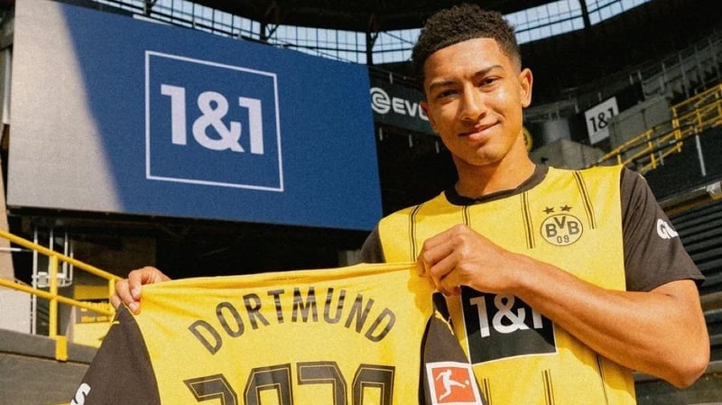 دورتموند يتعاقد مع بيلينغهام من سندرلاند