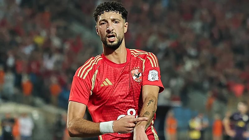 الأهلي المصري يقسو على العين بثلاثية .. فيديو