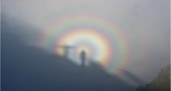 بالفيديو.. ظاهرة طبيعية نادرة تظهر في فرنسا