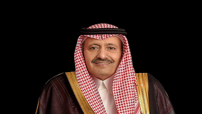 أمير الباحة يوجّه بتسمية شوارع وقاعات بأسماء رجال أعمال بارزين تقديرًا لإسهاماتهم المجتمعية