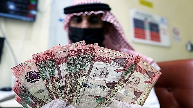 عبدالحميد العمري: تباطؤ نمو تحويلات العمالة الوافدة للخارج في 2021