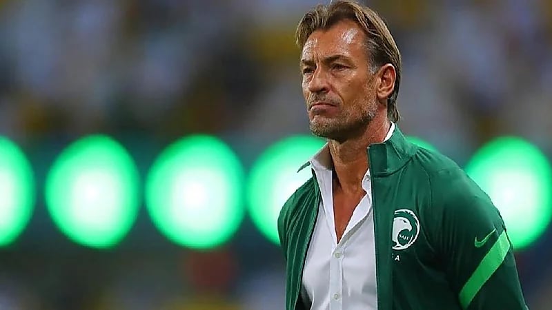 الكشف عن آخر تطورات مفاوضات منتخب فرنسا للسيدات مع هيرفي رينارد