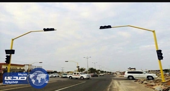 تعطيل إشارة ضوئية نتج عنه حوادث مرورية بالعرضيات