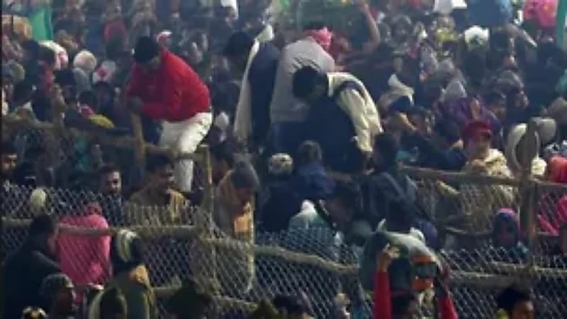 حادث تدافع بالهند يودي بحياة 15 شخصًا