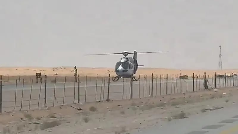 الإسعاف الجوي ينقل مصابي حادث طريق الدمام - الرياض .. فيديو