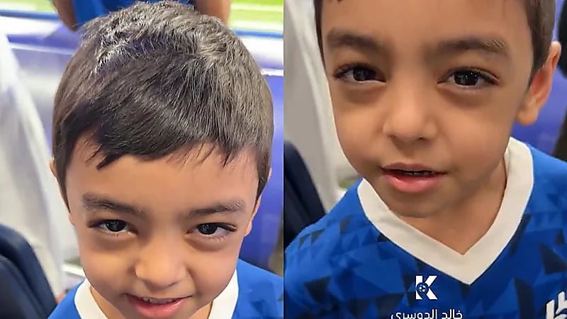 سعادة نجل الشهلوب داخل المدرجات بعد انتصار الهلال .. فيديو