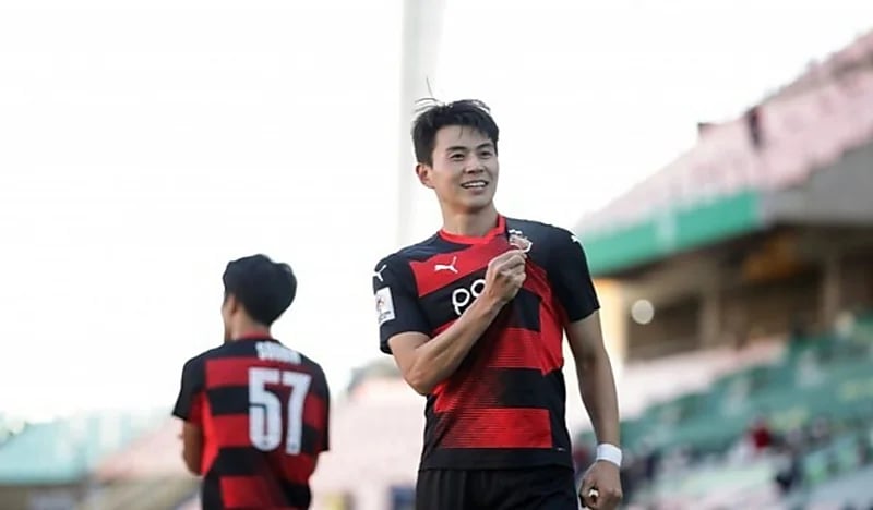 لاعب بوهانغ ستيلرز قبل مواجهة الهلال: لم أتوقع أبدًا أننا سنصل إلى النهائي