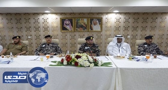 قائد أمن المنشآت يرأس ورشة عمل لإدارة الحشود بمحطات قطار المشاعر