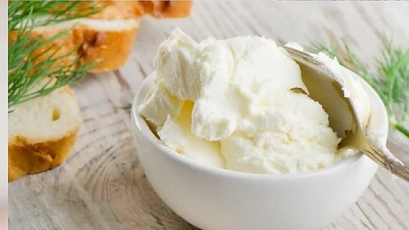 أخصائية تغذية: الجبن الكاسات ضار جدًا للأطفال وننصح بالبدائل