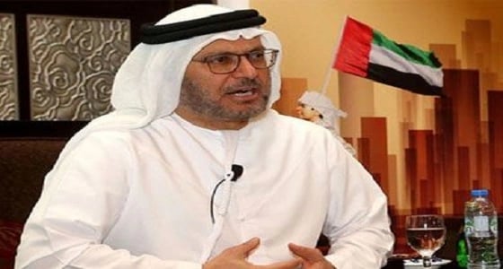 أنور قرقاش: نرحب بوقف إطلاق النار في سوريا