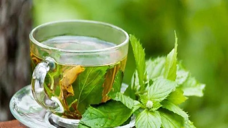 أفضل مشروب لتسطيح البطن وإذابة الدهون