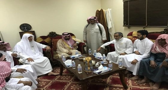 بالصور.. أهالي مركز قنا تودع شهيد الواجب آل مشوة عسيري